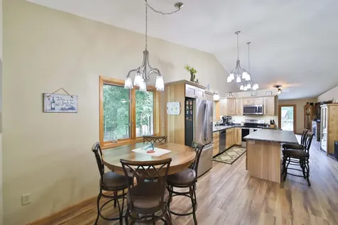 5209 Crossroads Nisswa MN 56468
