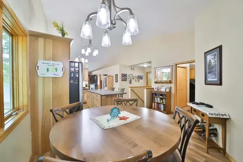 5209 Crossroads Nisswa MN 56468