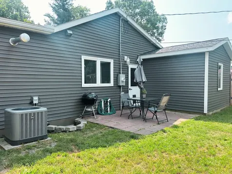 670 W 1st Street S Cottonwood MN 56229