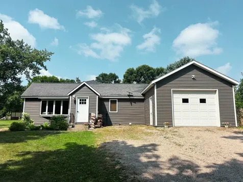 670 W 1st Street S Cottonwood MN 56229