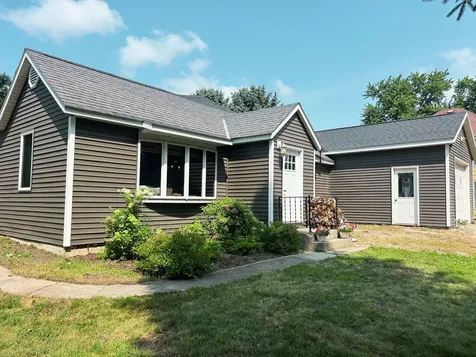670 W 1st Street S Cottonwood MN 56229