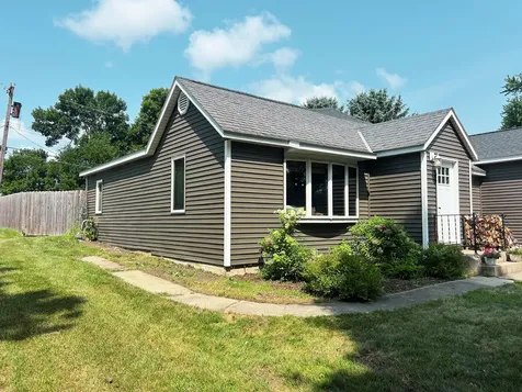670 W 1st Street S Cottonwood MN 56229