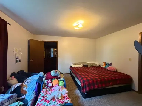 194 40th Avenue Hills MN 56138