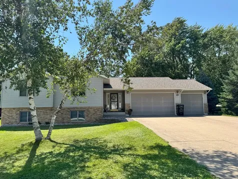 25 Circle Court Lewiston MN 55952