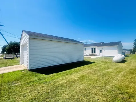 610 E 2nd Street Graceville MN 56240