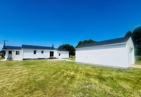 610 E 2nd Street Graceville MN 56240