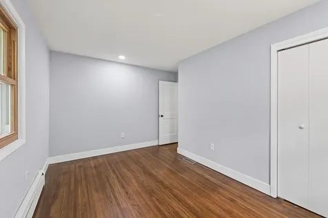 31 Demont Avenue E Little Canada MN 55117