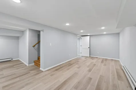 31 Demont Avenue E Little Canada MN 55117