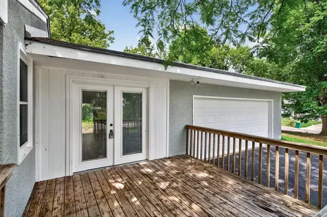31 Demont Avenue E Little Canada MN 55117