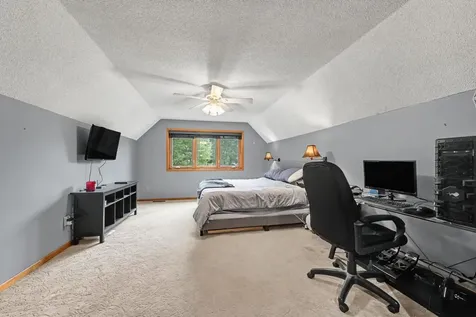 240 Woodridge Lane Circle Pines MN 55014