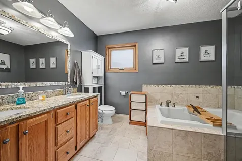 240 Woodridge Lane Circle Pines MN 55014