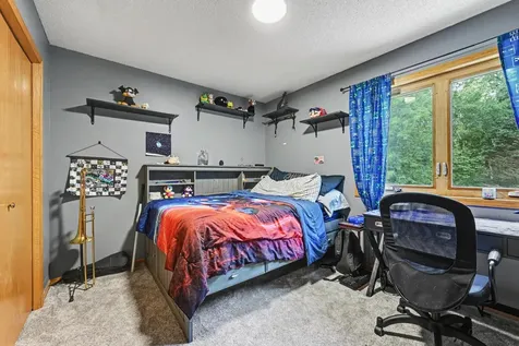240 Woodridge Lane Circle Pines MN 55014