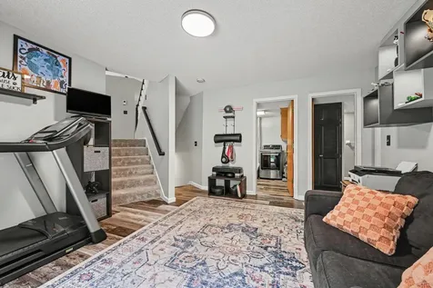 240 Woodridge Lane Circle Pines MN 55014