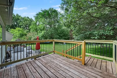 240 Woodridge Lane Circle Pines MN 55014