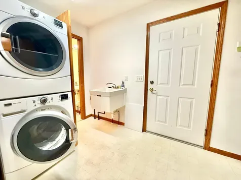103 Raven Court Mankato MN 56001