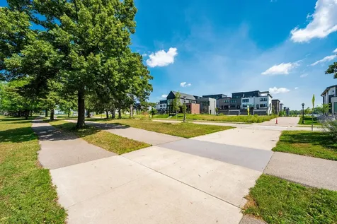 905 Woodlawn Avenue Saint Paul MN 55116