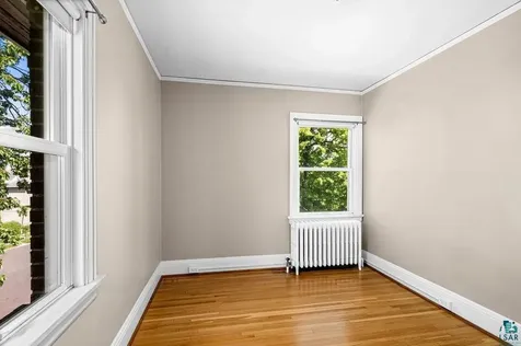 1529 E 5th Street Duluth MN 55812