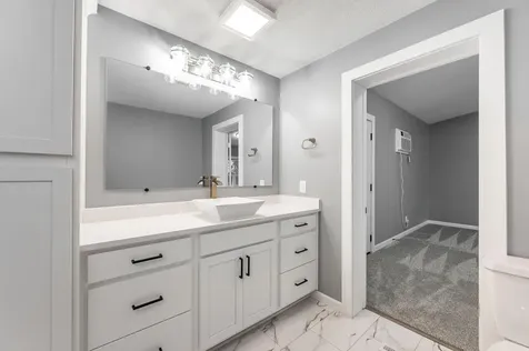 300 Viking Drive Mankato MN 56001