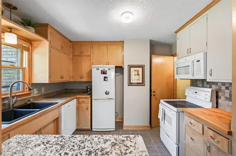 444 Lexington Parkway S Saint Paul MN 55105