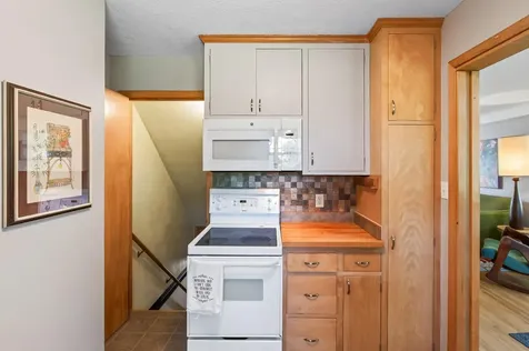444 Lexington Parkway S Saint Paul MN 55105