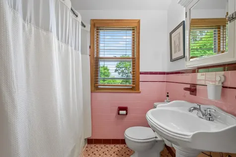 444 Lexington Parkway S Saint Paul MN 55105