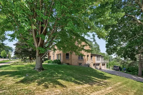 444 Lexington Parkway S Saint Paul MN 55105