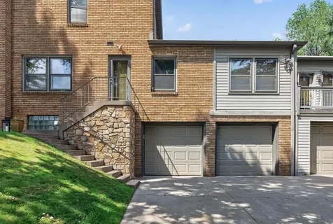 444 Lexington Parkway S Saint Paul MN 55105