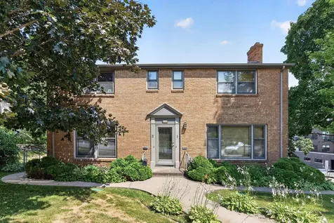 444 Lexington Parkway S Saint Paul MN 55105