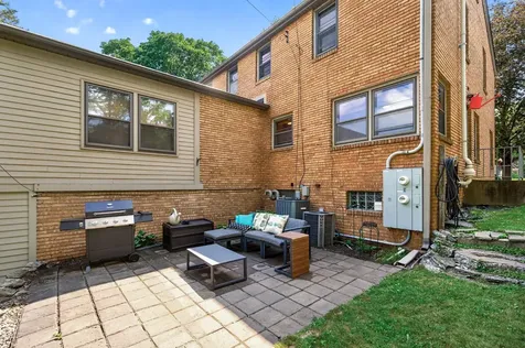 444 Lexington Parkway S Saint Paul MN 55105