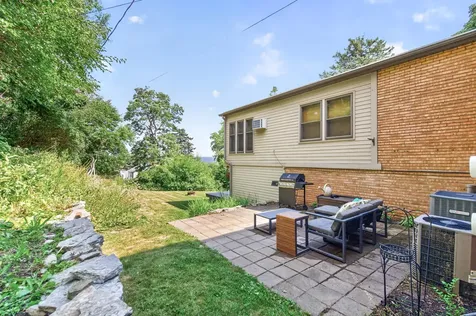 444 Lexington Parkway S Saint Paul MN 55105