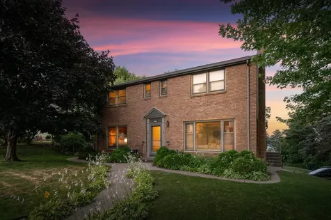 444 Lexington Parkway S Saint Paul MN 55105