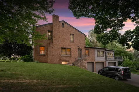 444 Lexington Parkway S Saint Paul MN 55105