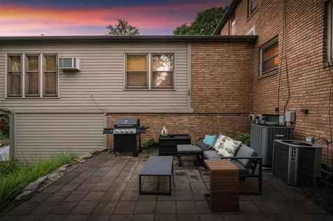444 Lexington Parkway S Saint Paul MN 55105