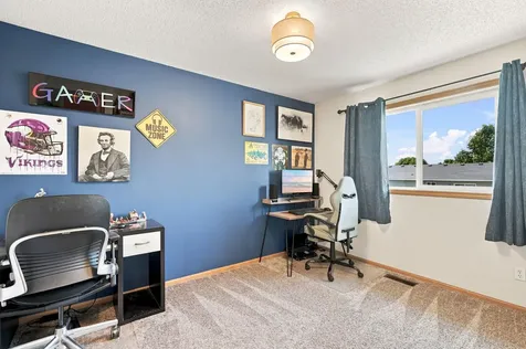 926 Steamboat Lane Montrose MN 55363