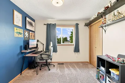 926 Steamboat Lane Montrose MN 55363