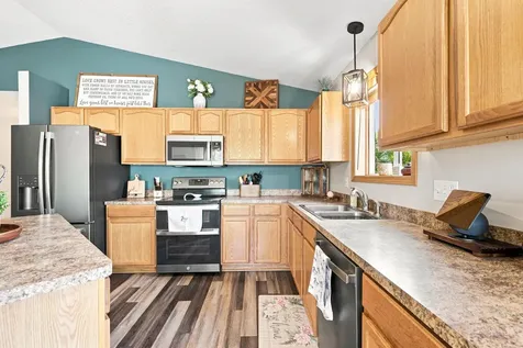 926 Steamboat Lane Montrose MN 55363