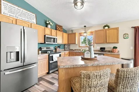 926 Steamboat Lane Montrose MN 55363