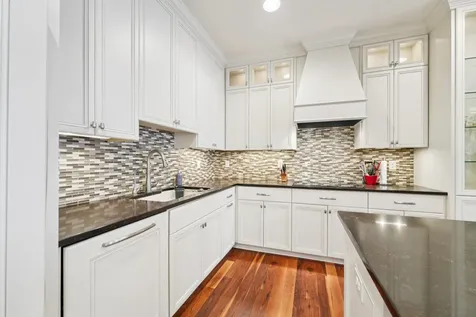 875 Lake Street N Wayzata MN 55391