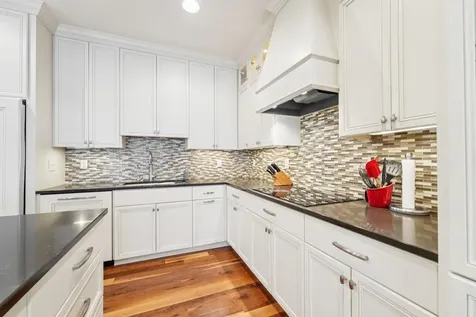 875 Lake Street N Wayzata MN 55391