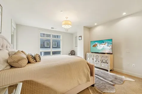 875 Lake Street N Wayzata MN 55391