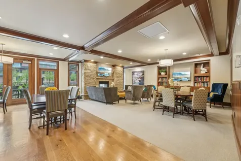 875 Lake Street N Wayzata MN 55391