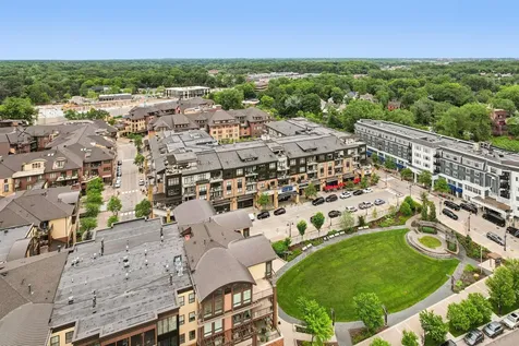 875 Lake Street N Wayzata MN 55391