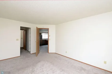 3442 32nd Street S Fargo ND 58104