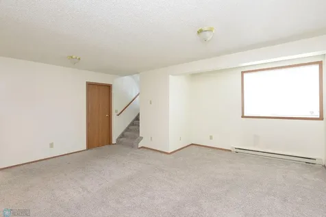 3442 32nd Street S Fargo ND 58104