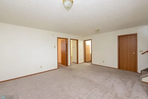 3442 32nd Street S Fargo ND 58104