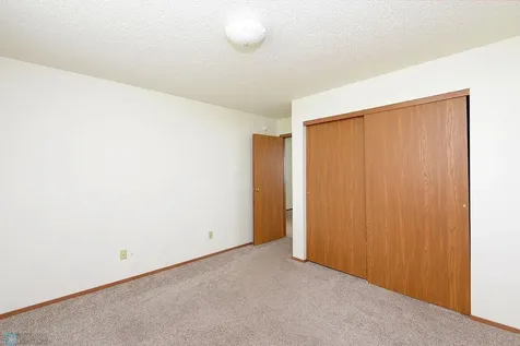 3442 32nd Street S Fargo ND 58104