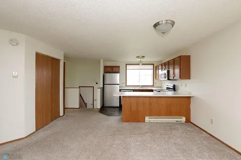 3442 32nd Street S Fargo ND 58104