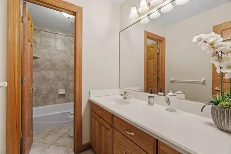 15920 37th Avenue N Plymouth MN 55446
