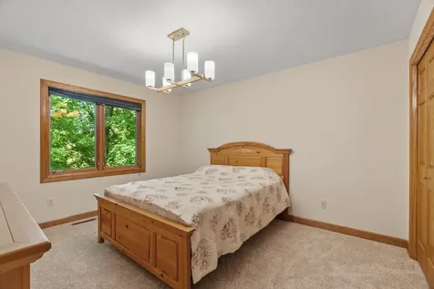 15920 37th Avenue N Plymouth MN 55446