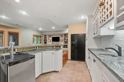 15920 37th Avenue N Plymouth MN 55446